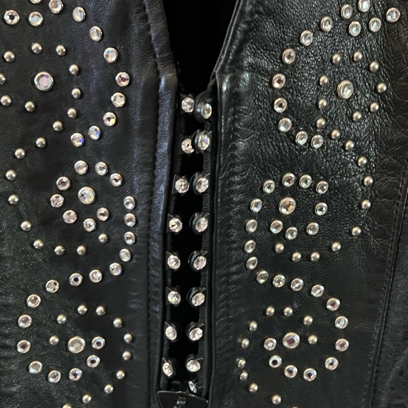 Adorable Kippy’s leather jacket. Medium - Picture 2 of 8